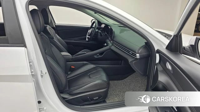Hyundai Avante (CN7) 2023 Белый из Кореи, фото 2