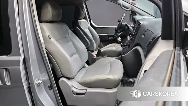 Hyundai The New Grand Starex 2018 Серый из Кореи, фото 2