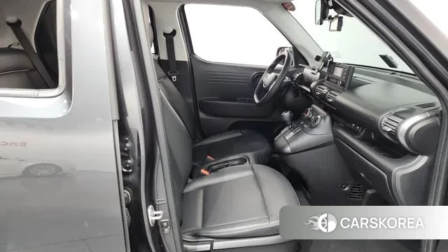 Hyundai Casper 2023 Серый из Кореи, фото 2