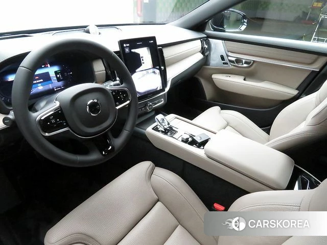 Volvo S90 2026 Черный из Кореи, фото 2