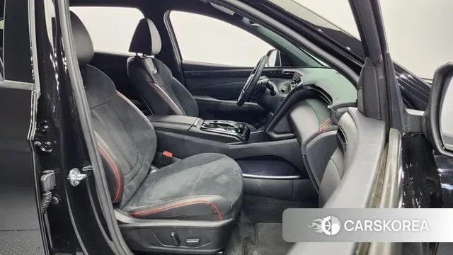 Hyundai Tucson (NX4) 2023 Черный из Кореи, фото 2