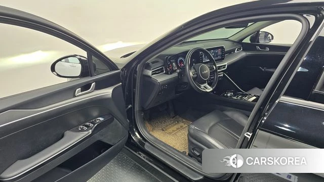 Kia K5 3rd generation 2023 Черный из Кореи, фото 2