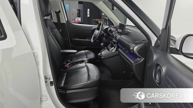 Hyundai Casper 2022 Белый из Кореи, фото 2