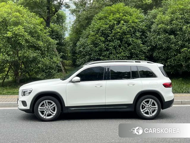 Mercedes-Benz GLB 2021 Белый из Китая, фото 2