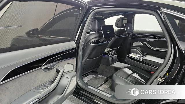 Audi A8 (D5) 2021 Черный из Кореи, фото 2