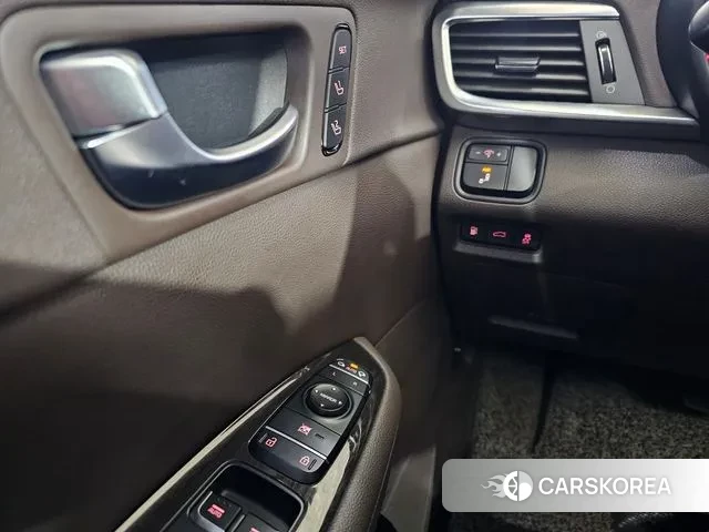 Kia The New K5 2nd generation 2018 Белый из Кореи, фото 2