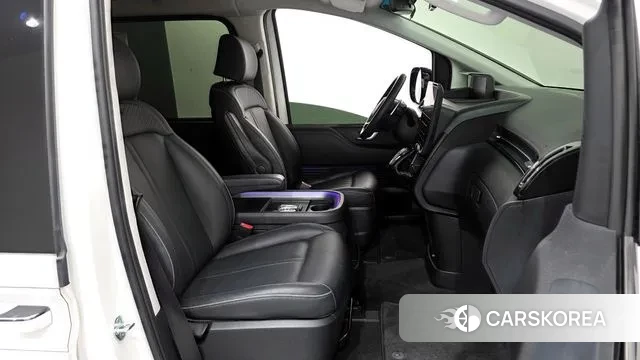 Hyundai Staria 2021 Белый из Кореи, фото 2