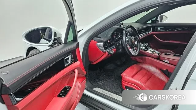 Porsche Panamera (971) 2020 Белый из Кореи, фото 2