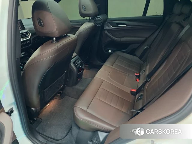 BMW X4 (G02) 2025 Белый из Кореи, фото 2