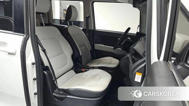 Kia The New Kia Ray EV 2024 Белый из Кореи, фото 2