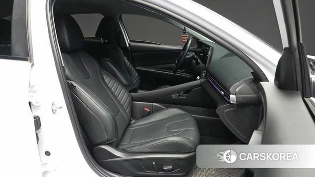 Hyundai The New Avante (CN7) 2023 Белый из Кореи, фото 2