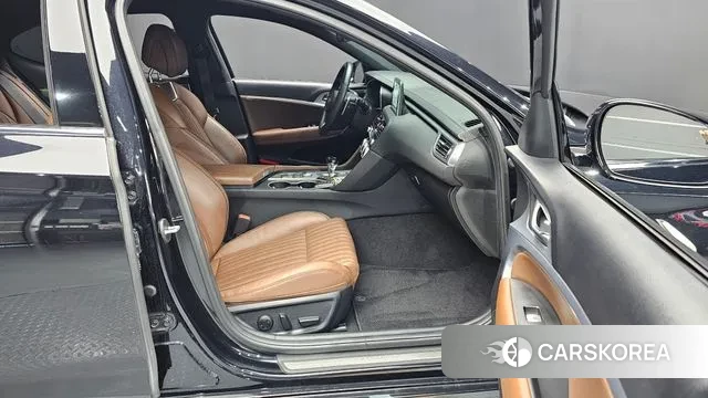 Genesis G70 2019 Черный из Кореи, фото 2
