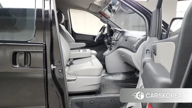 Hyundai The New Grand Starex 2020 Черный из Кореи, фото 2