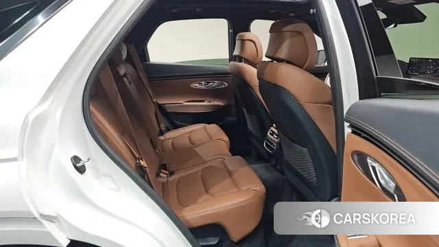 Genesis GV70 2023 Белый из Кореи, фото 2