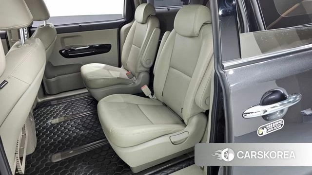 Kia The New Carnival 2018 Черный из Кореи, фото 2