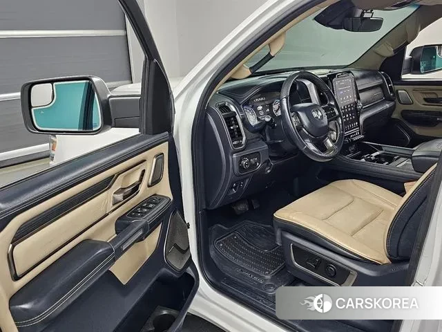 Dodge Lampicup 2019 Белый из Кореи, фото 2