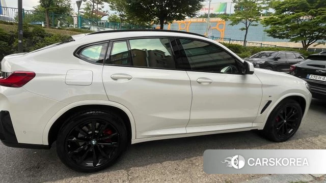 BMW X4 (G02) 2021 Белый из Кореи, фото 2