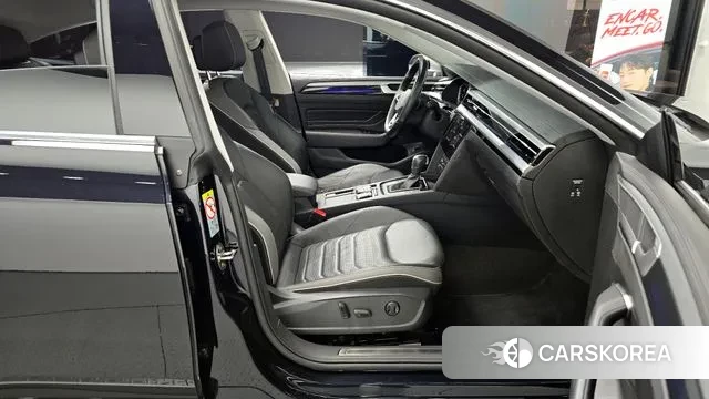 Volkswagen Arteon 2022 Черный из Кореи, фото 2