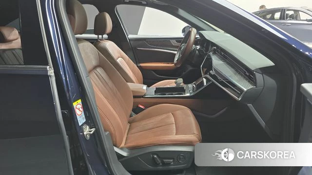 Audi A6 (C8) 2021 Синий из Кореи, фото 2