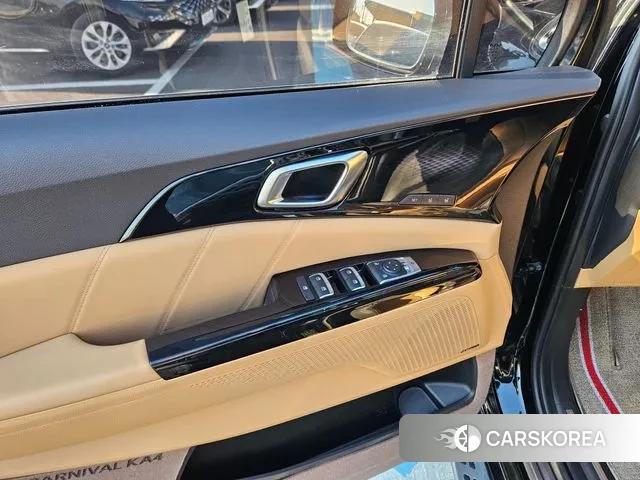 Kia Carnival 4th generation 2022 Черный из Кореи, фото 2