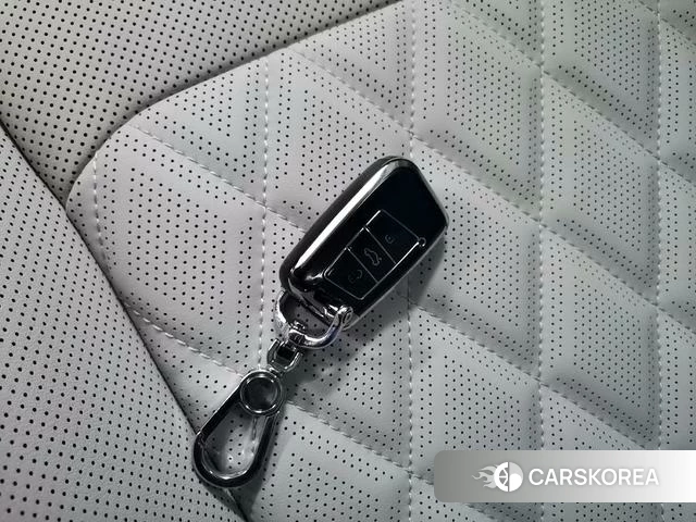 Volkswagen Magotan 2023 Черный из Китая, фото 2