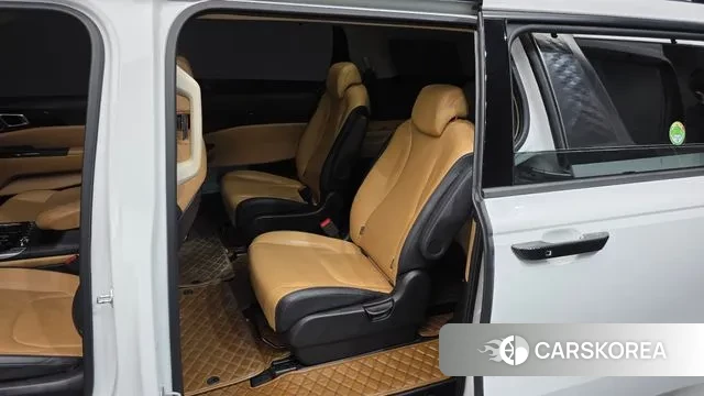 Kia Carnival 4th generation 2023 Белый из Кореи, фото 2