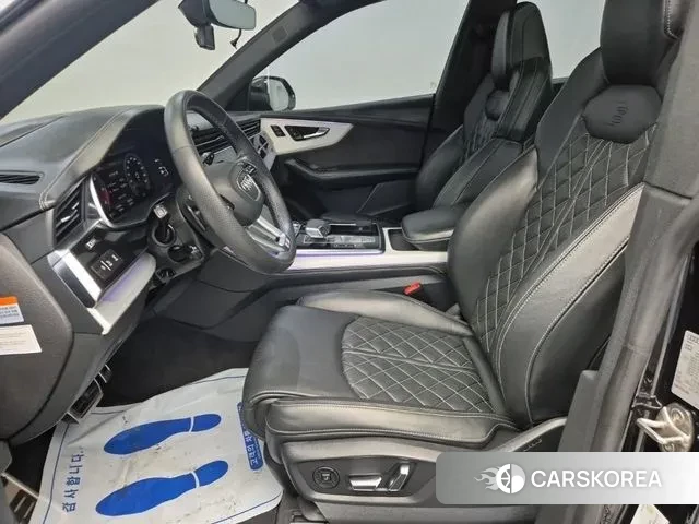 Audi Q8 (4M) 2020 Черный из Кореи, фото 2