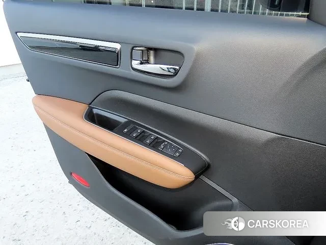 Renault Korea (Samsung) The New QM6 2024 Белый из Кореи, фото 2