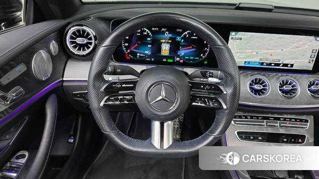 Mercedes-Benz E-Class W213 2021 Серый из Кореи, фото 2
