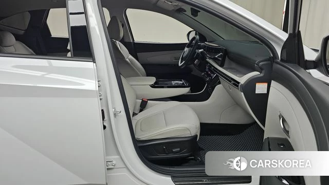 Hyundai The New Tucson Hybrid (NX4) 2025 Белый из Кореи, фото 2