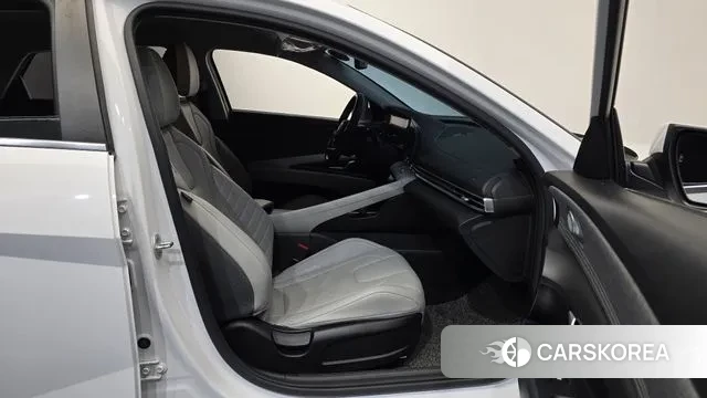 Hyundai Avante (CN7) 2021 Белый из Кореи, фото 2