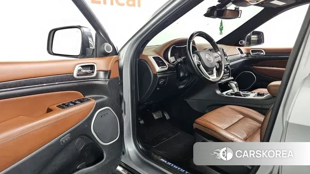 Jeep Grand Cherokee 2020 Серебряный из Кореи, фото 2