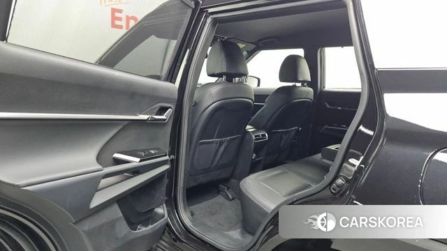 Ssangyong Torres 2022 Черный из Кореи, фото 2