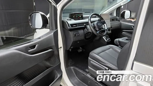 Hyundai Staria 2022 Белый из Кореи, фото 2