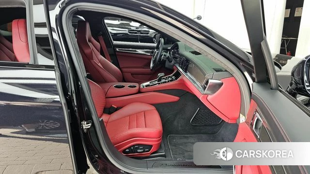 Porsche Panamera (971) 2023 Черный из Кореи, фото 2