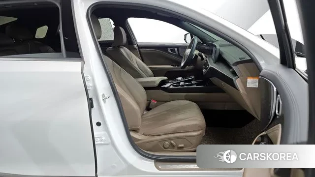 Kia K8 Hybrid 2023 Белый из Кореи, фото 2