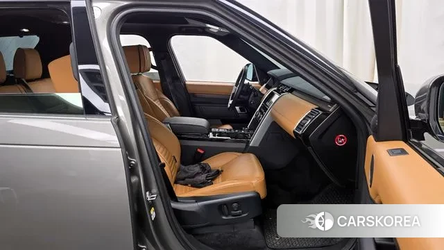 Land Rover Discovery 5 2019 Серый из Кореи, фото 2