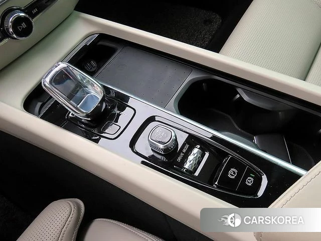 Volvo V60 Cross-Country 2nd Generation 2021 Синий из Кореи, фото 2