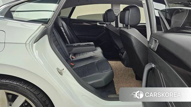 Volkswagen Arteon 2022 Белый из Кореи, фото 2