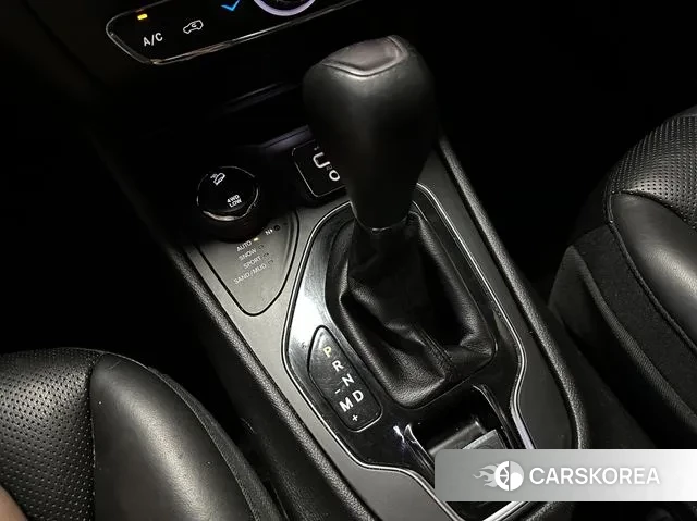 Jeep Cherokee (KL) id 3284118 из Кореи 2