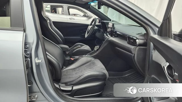 Hyundai Veloster (JS) 2020 Серебряный из Кореи, фото 2