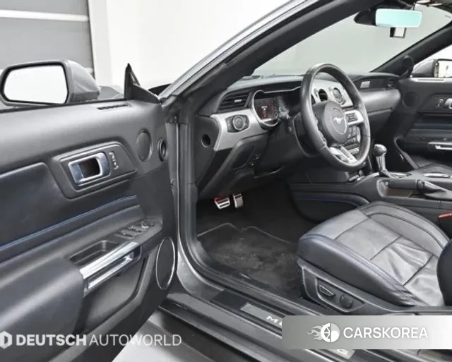 Ford Mustang 2022 Серый из Кореи, фото 2