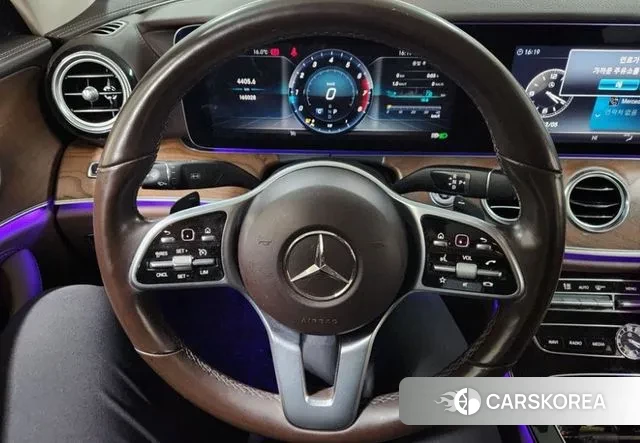 Mercedes-Benz E-Class W213 2019 Белый из Кореи, фото 2