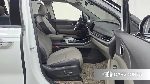 Kia The New Carnival 4th Generation 2025 Белый из Кореи, фото 2