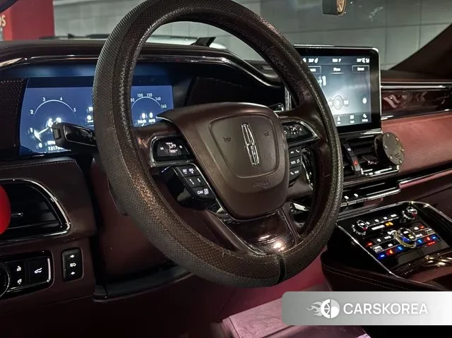 Lincoln Navigator 4th generation 2019 Черный из Кореи, фото 2