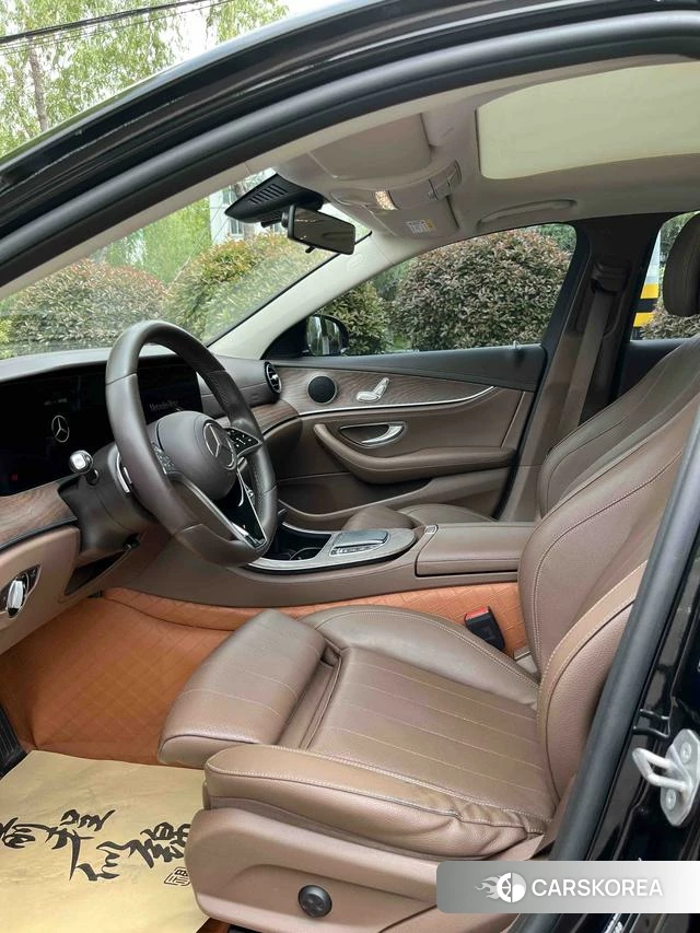 Mercedes-Benz E-class 2021 Черный из Китая, фото 2