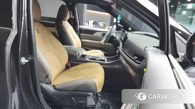 Kia The New Carnival 4th Generation 2025 Серый из Кореи, фото 2