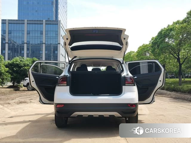 Volkswagen Tu Kai 2022 Белый из Китая, фото 2