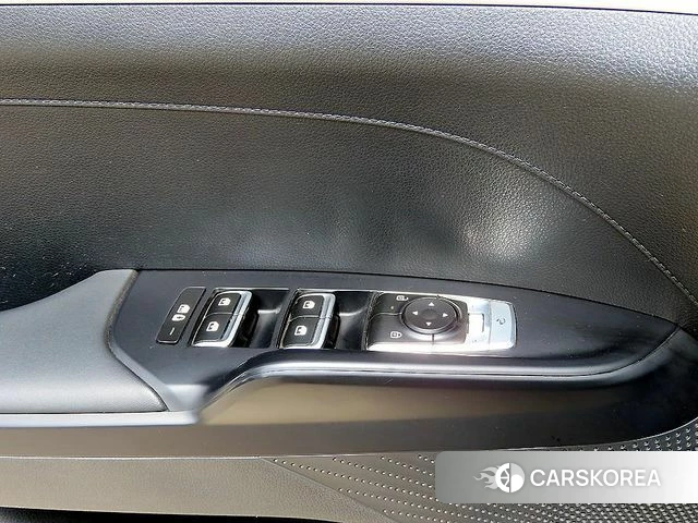 Kia The New K5 3rd generation 2024 Белый из Кореи, фото 2