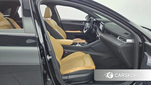 Kia K5 3rd generation 2021 Черный из Кореи, фото 2